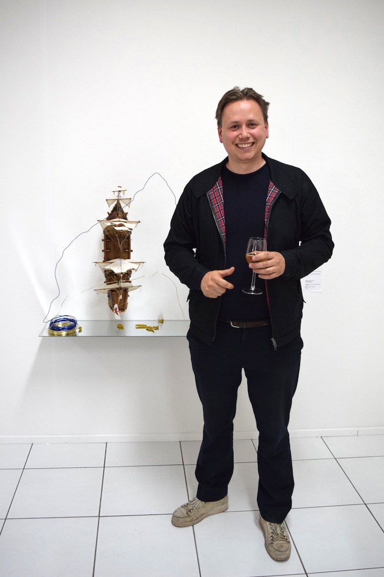 David Jablonowski naast een David Jablonowski, Galerie Fons Welters David Jablonowski naast een David Jablonowski, Galerie Fons Welters