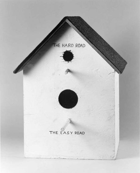 Catholic Birdhouse van Mike Kelley Catholic Birdhouse van Mike Kelley