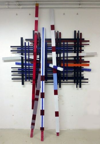 Atelieropname van: Descendants Composition, painted wood, 250 x 180 x 30 cm 2013 Atelieropname van: Descendants Composition, painted wood, 250 x 180 x 30 cm 2013